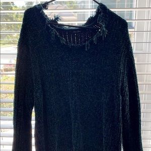 Dark green, velvet, lizard thicket sweater